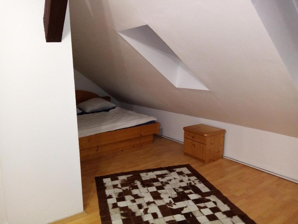 Apartmany Lend Exterior photo