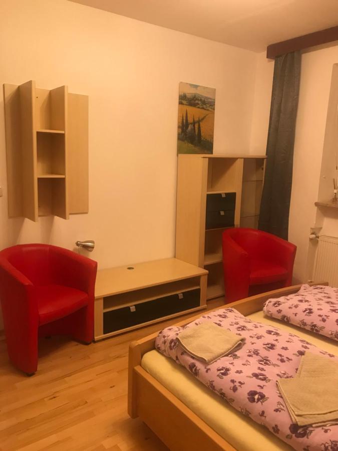 Apartmany Lend Exterior photo